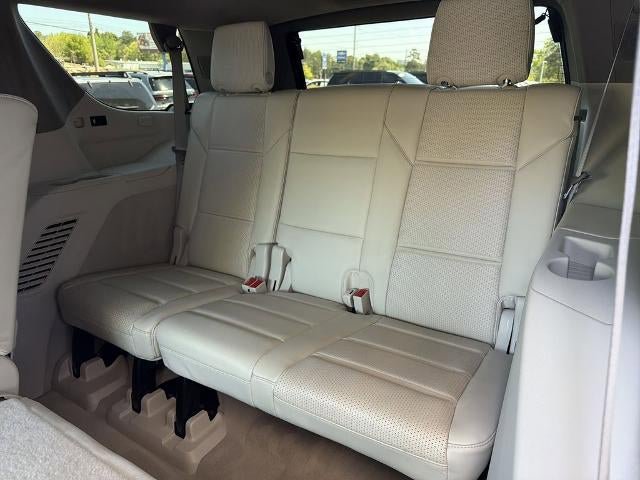 Used 2022 Cadillac Escalade Premium Luxury Platinum AWD/4WD image 25
