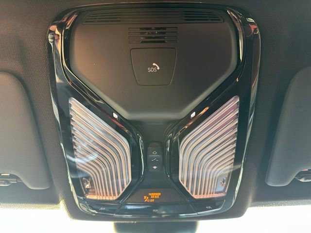 Used 2025 BMW M340i xDrive AWD/4WD image 22