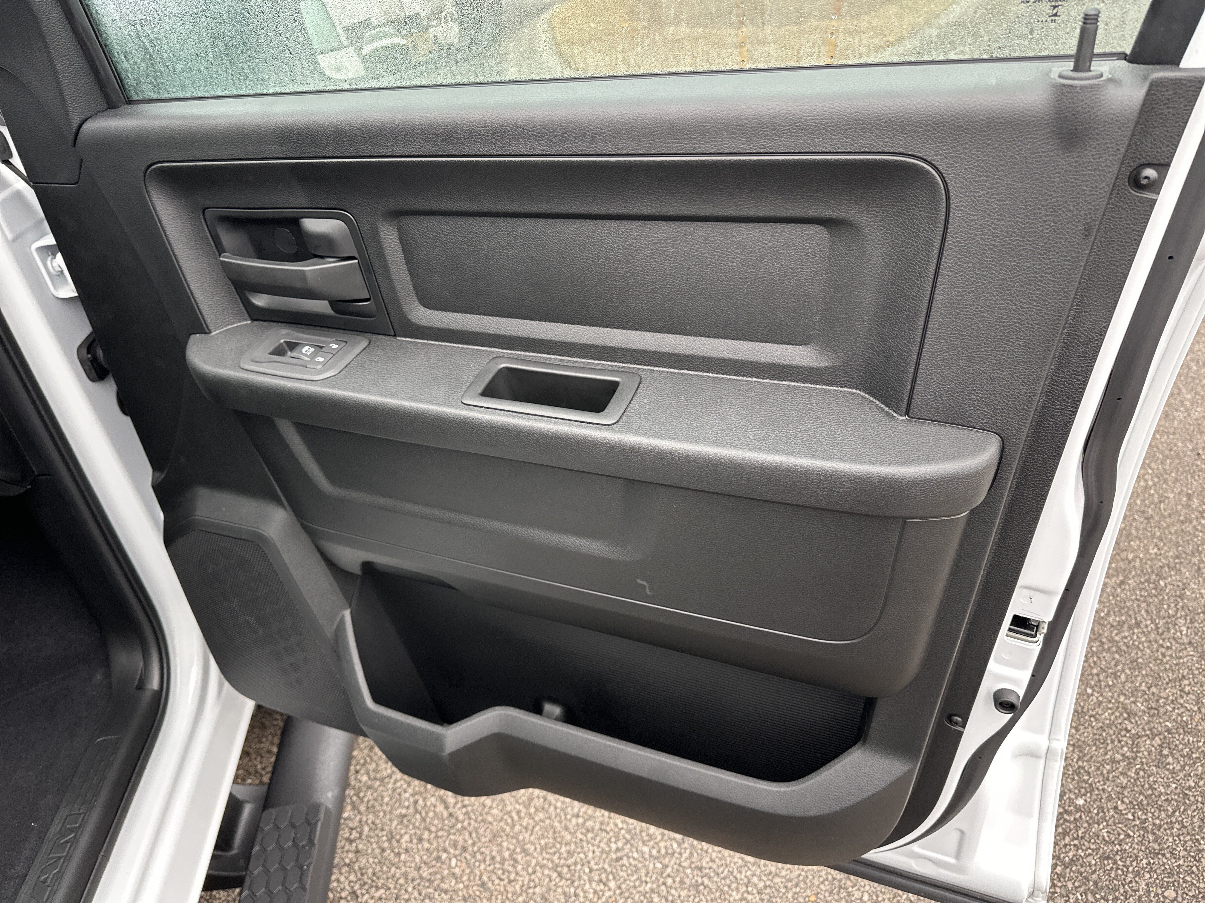 New 2026 RAM 2500 Tradesman AWD/4WD image 14