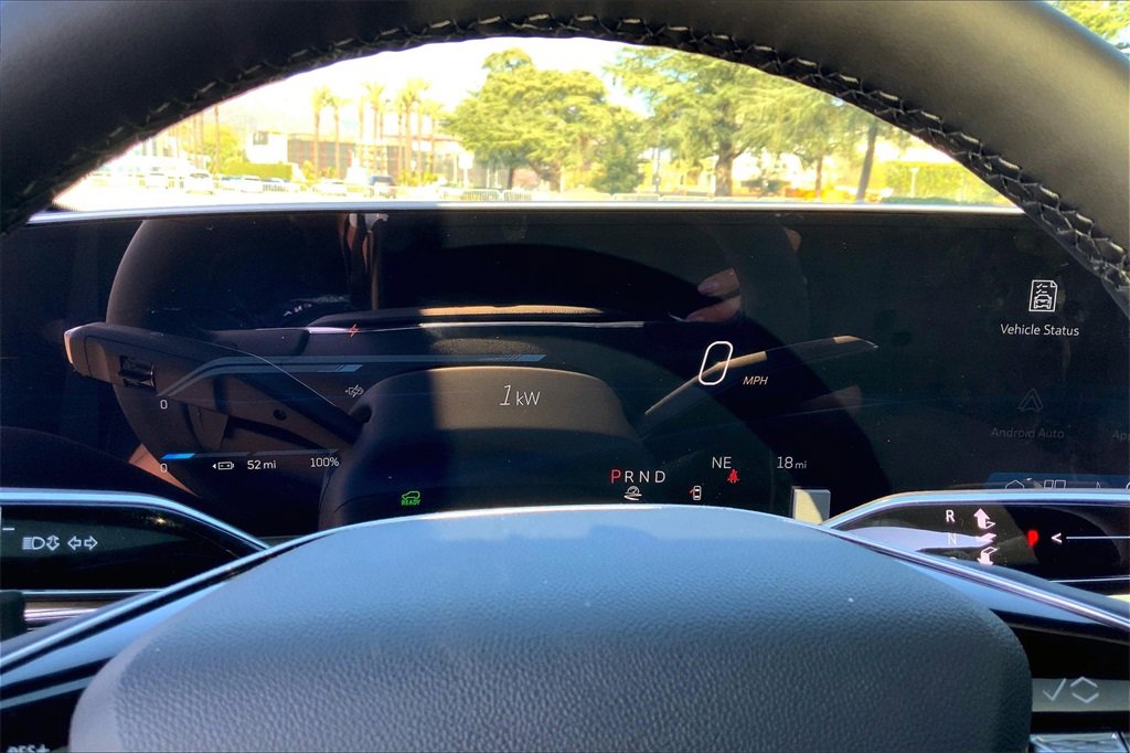 New 2025 Cadillac Lyriq Luxury image 25