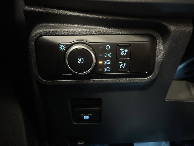 Used 2023 Ford Bronco Black Diamond image 24