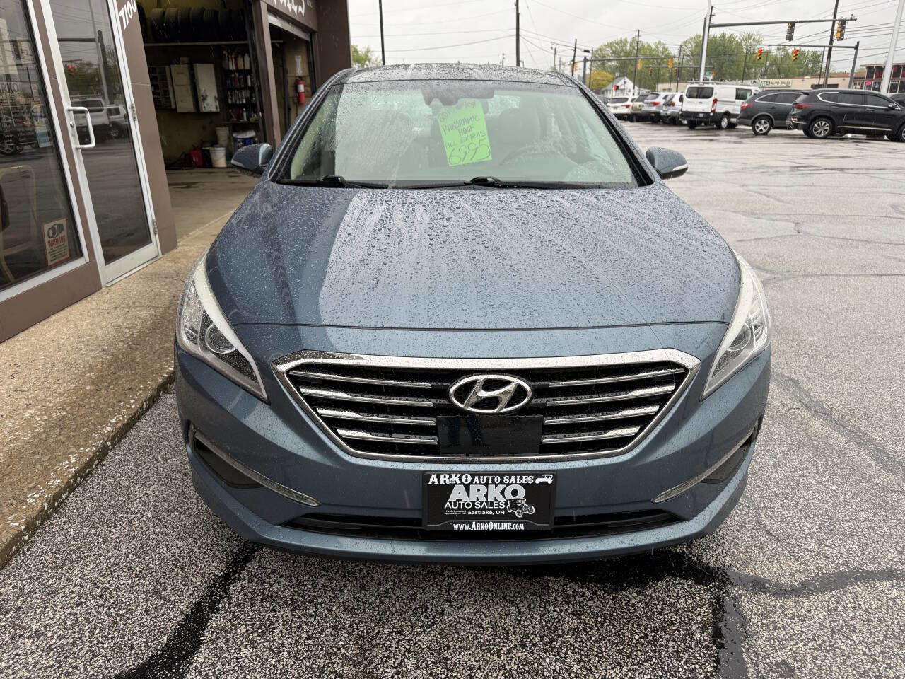 Used 2015 Hyundai Sonata Limited w/ Option Group 06 FWD image 3