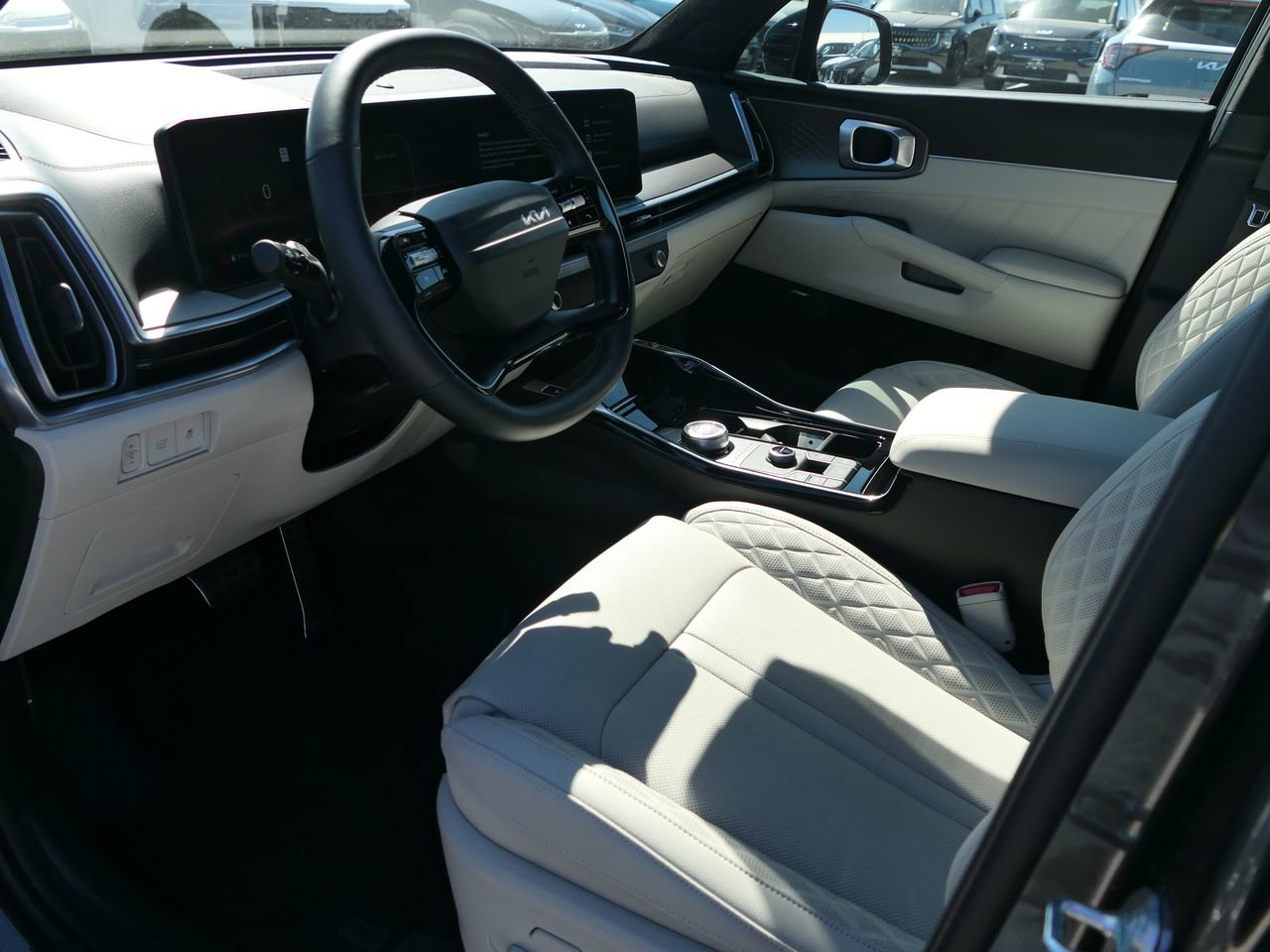 Used 2026 Kia Sorento SX Prestige image 12