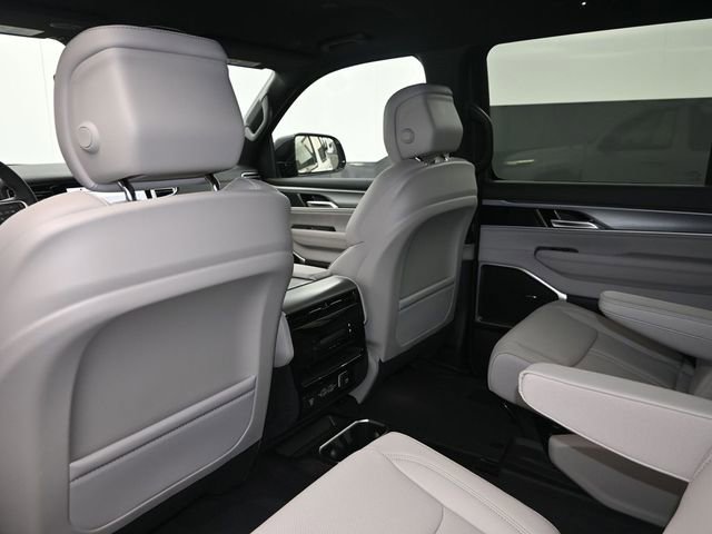 New 2026 Jeep Grand Wagoneer 2WD image 11
