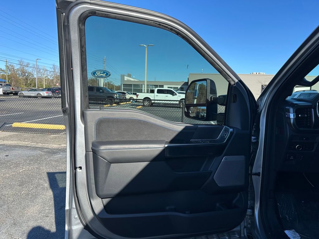 New 2025 Ford F150 Platinum w/ FX4 Off-Road Package AWD/4WD image 29