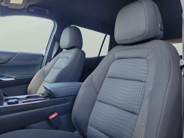 New 2026 Chevrolet Equinox LT w/ Safety and Technology Package FWD image 17