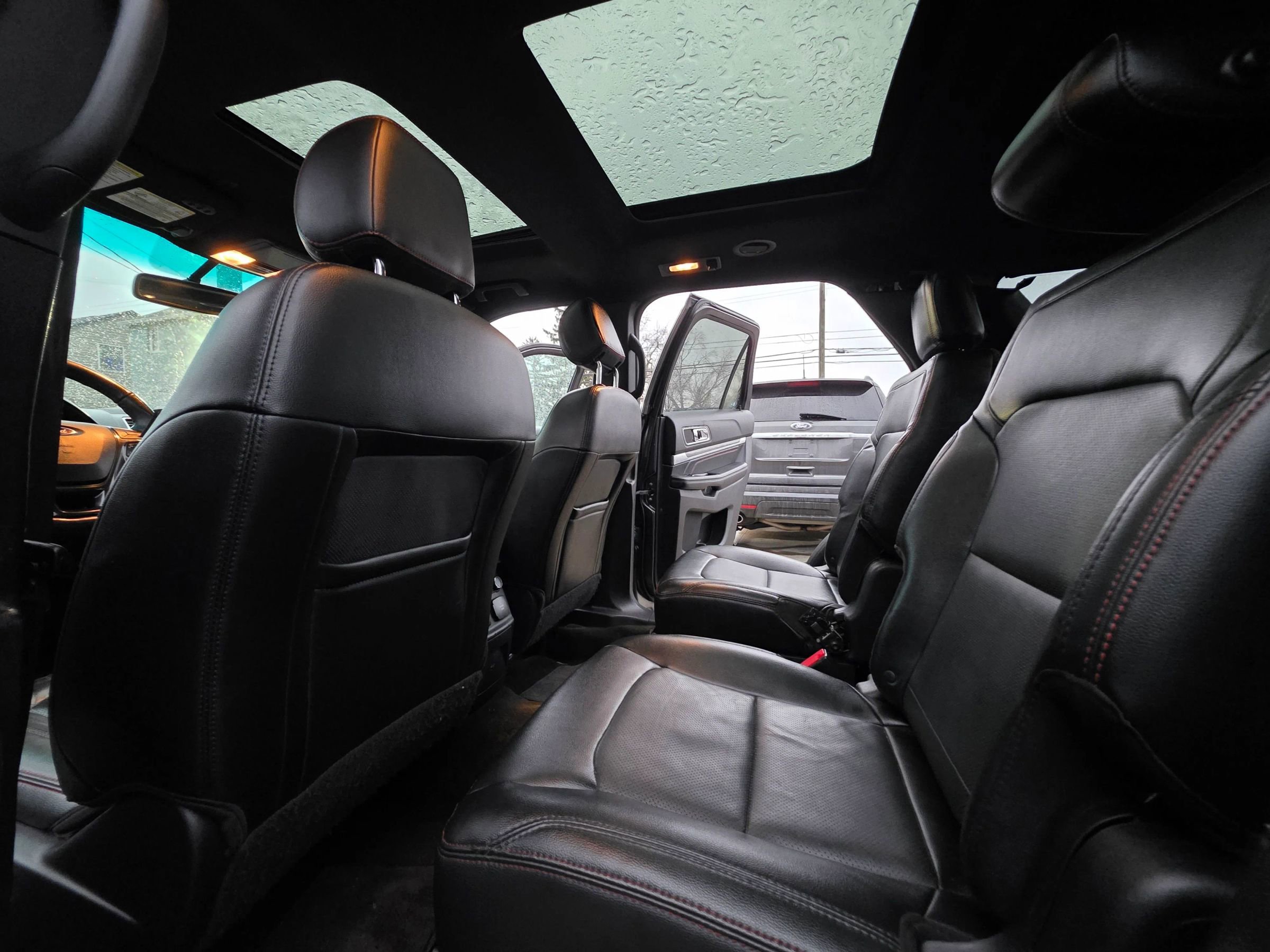 Used 2016 Ford Explorer Sport w/ Equipment Group 401A image 17