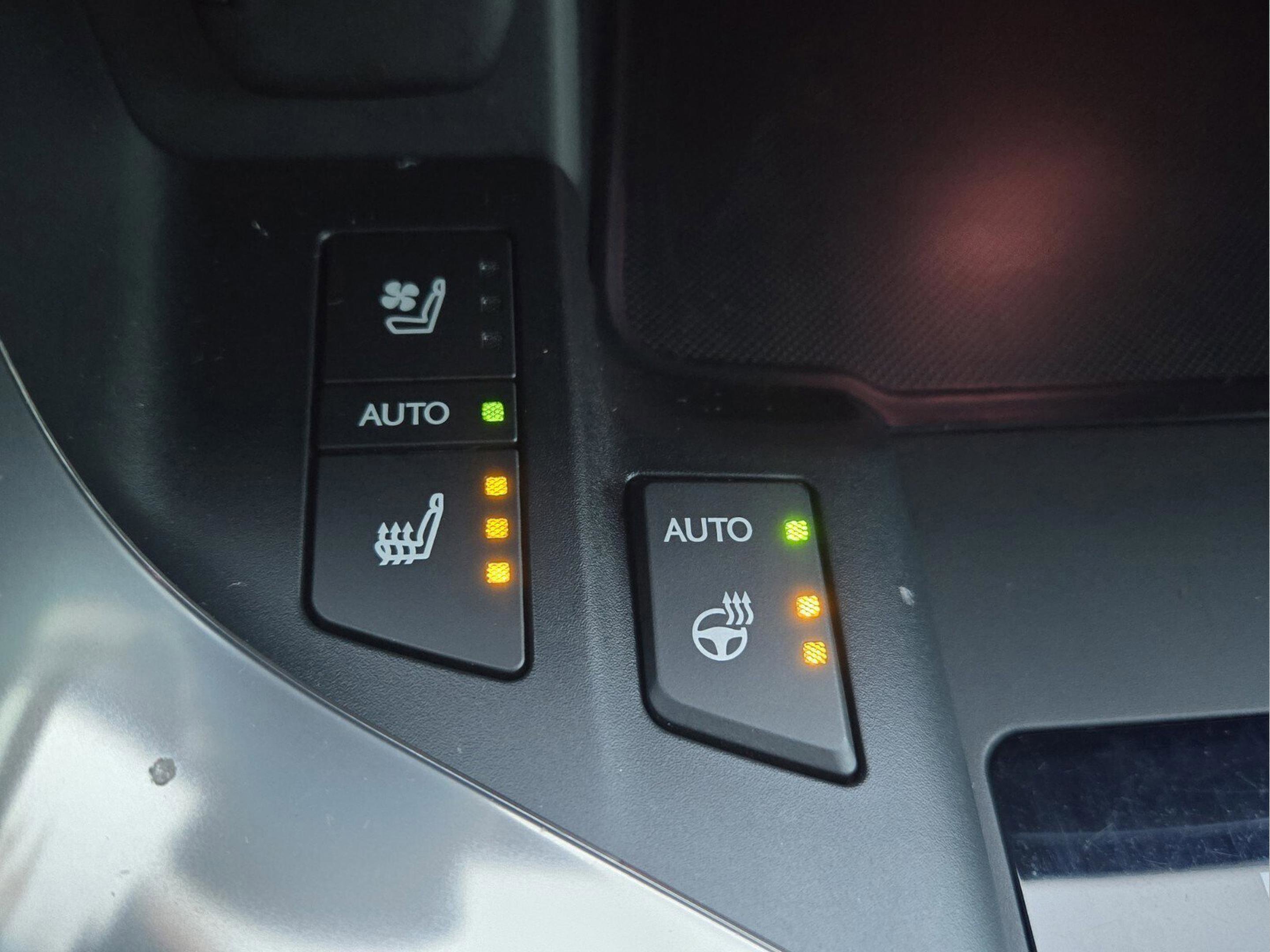 Certified 2024 Lexus LX 600 F Sport image 24