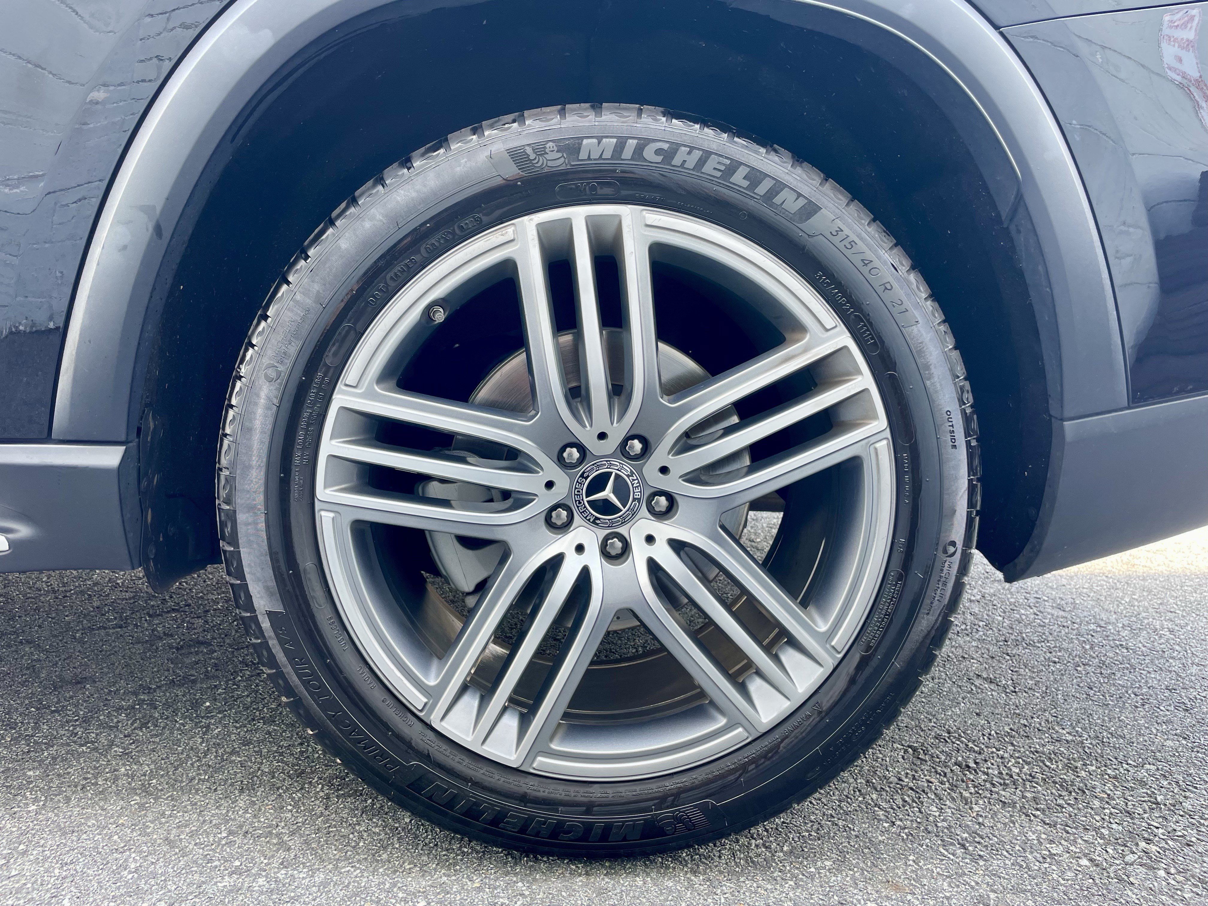 Used 2022 Mercedes-Benz GLS 450 4MATIC image 10