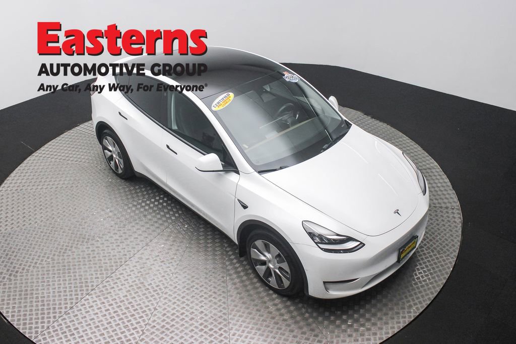 Used 2022 Tesla Model Y Long Range image 4