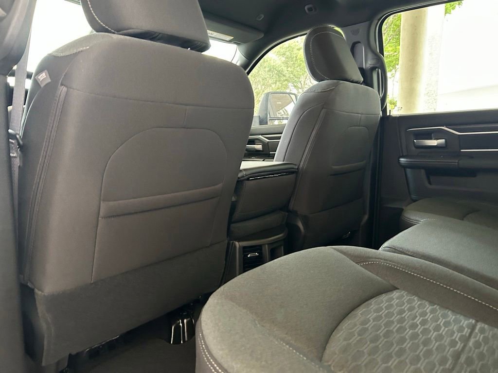 Used 2025 RAM 3500 Big Horn AWD/4WD image 38