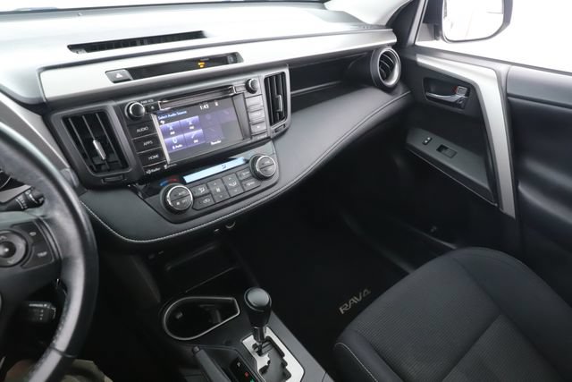 Used 2016 Toyota RAV4 XLE AWD/4WD image 22