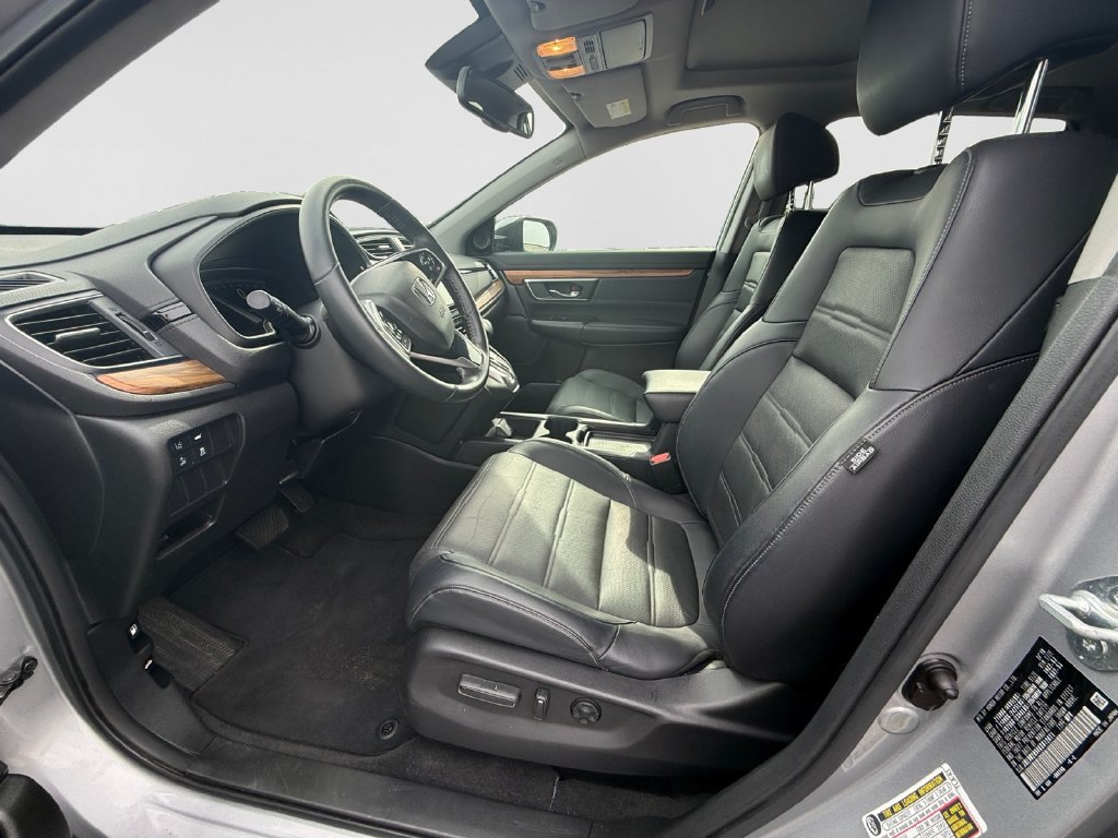 Used 2019 Honda CR-V Touring image 12