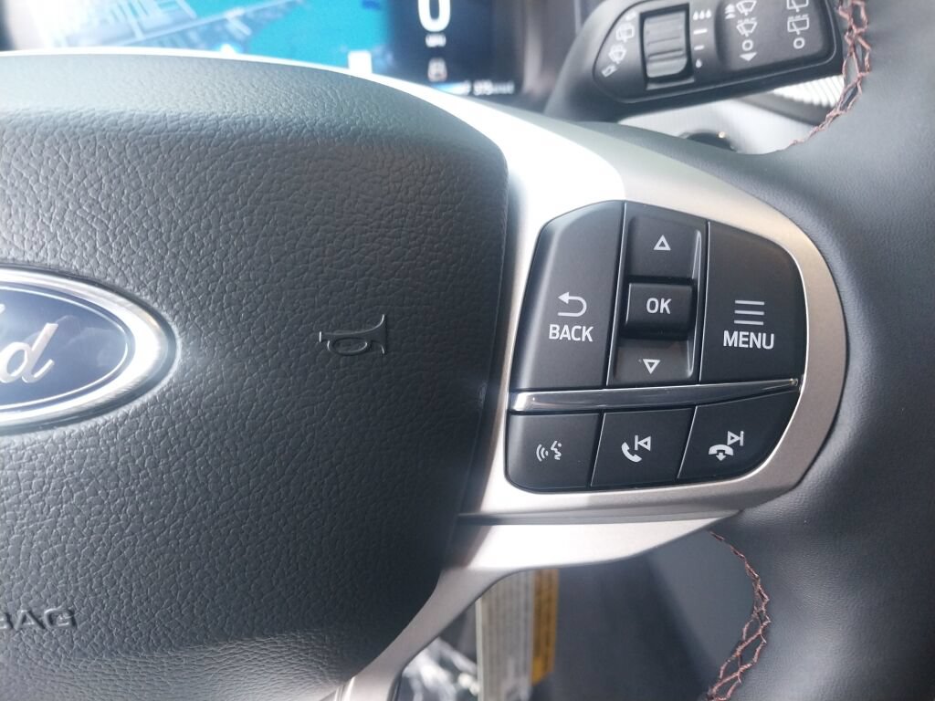 New 2026 Ford Explorer Active w/ Active Comfort Package AWD/4WD image 10