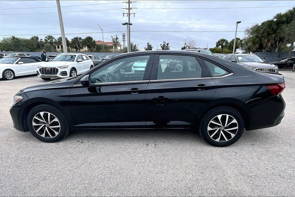 Certified 2024 Volkswagen Jetta S image 8