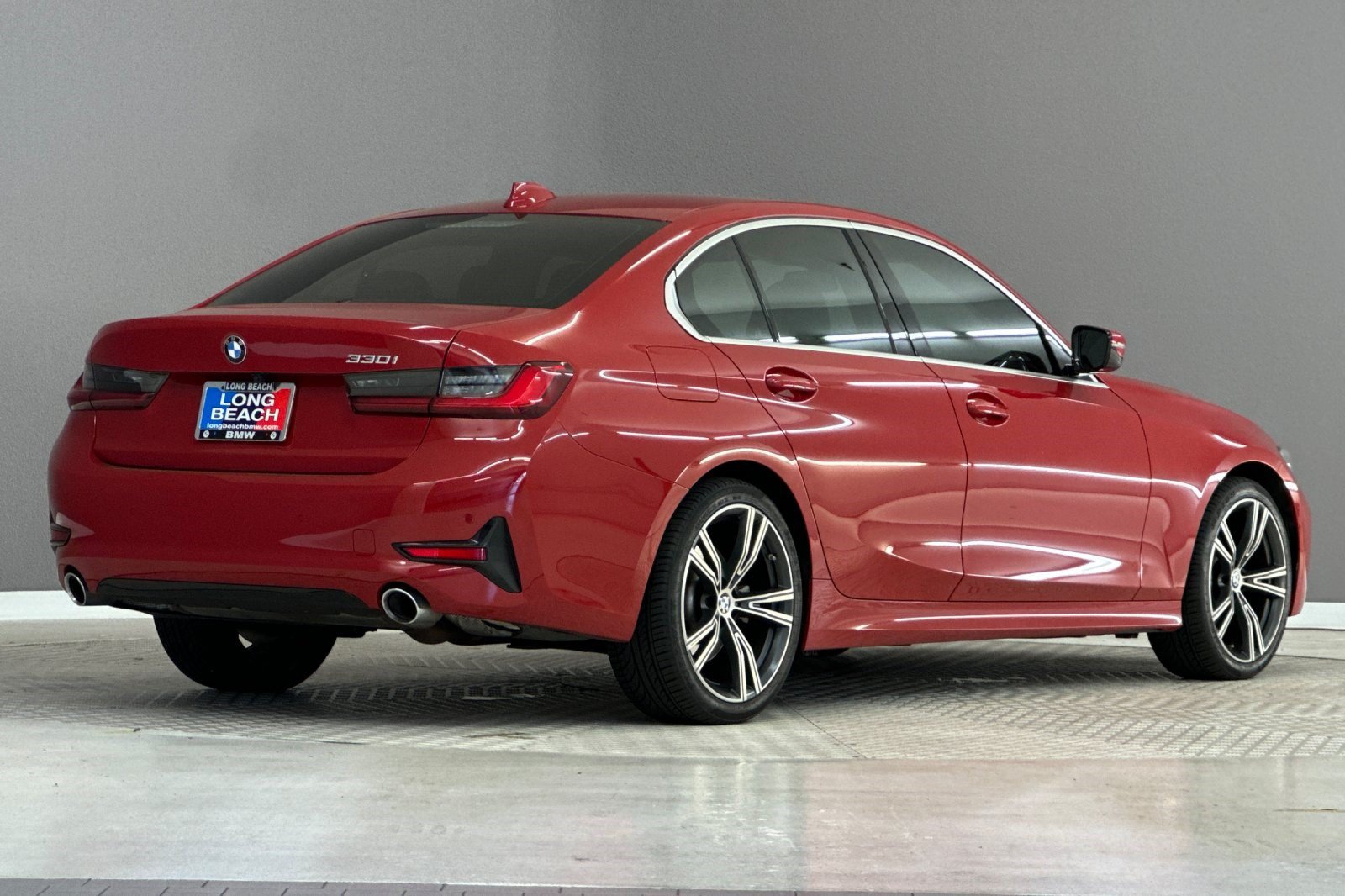 Used 2021 BMW 330i Sedan w/ Premium Package RWD image 8