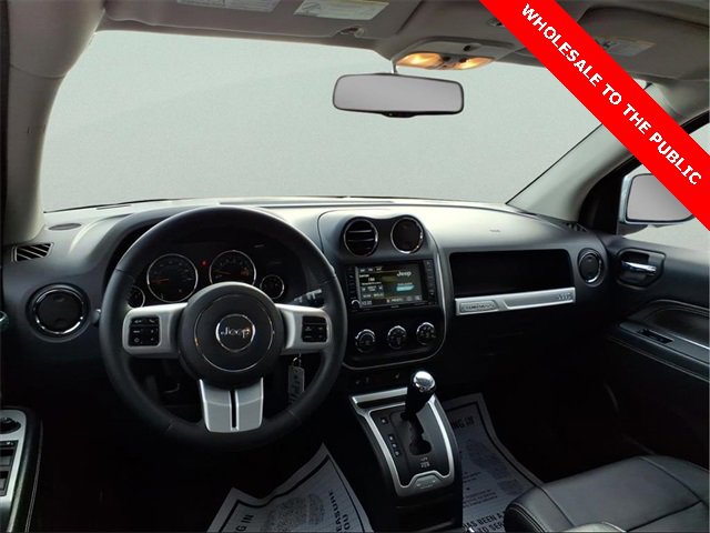 Used 2014 Jeep Compass Limited w/ Sun/Sound Group image 11