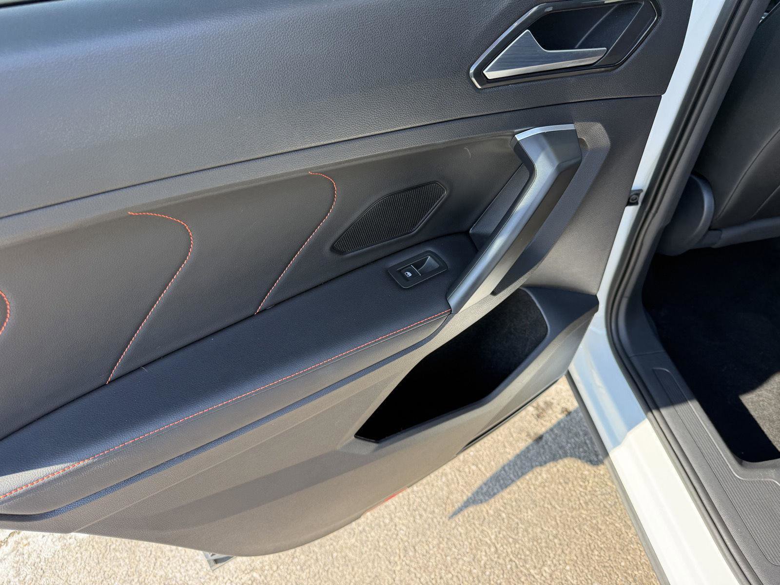 Used 2024 Volkswagen Tiguan Wolfsburg Edition image 22