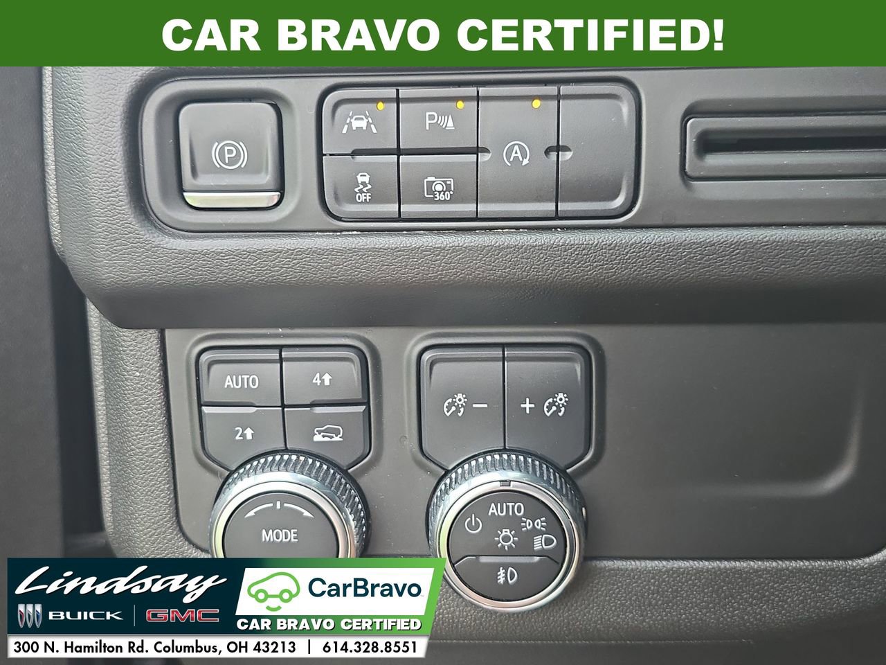 Certified 2023 GMC Yukon XL SLT w/ SLT Premium Package AWD/4WD image 17