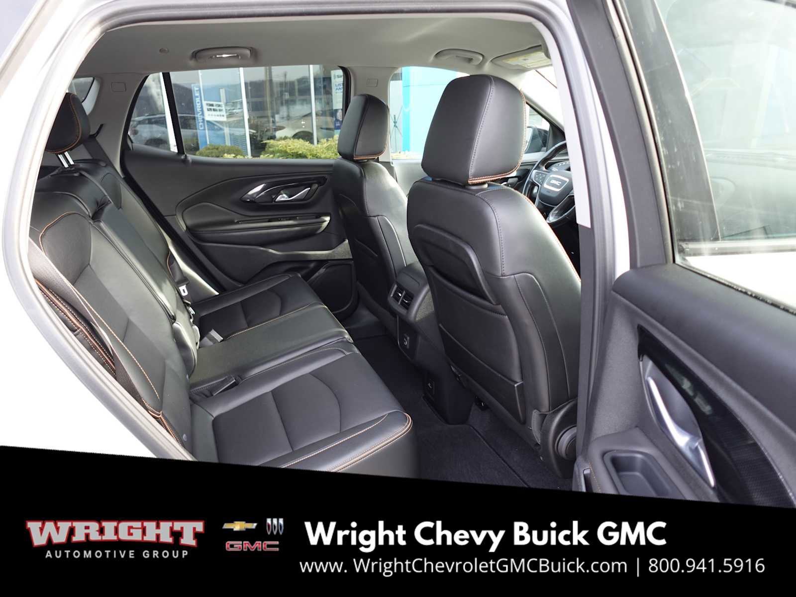 Used 2022 GMC Terrain AT4 image 26