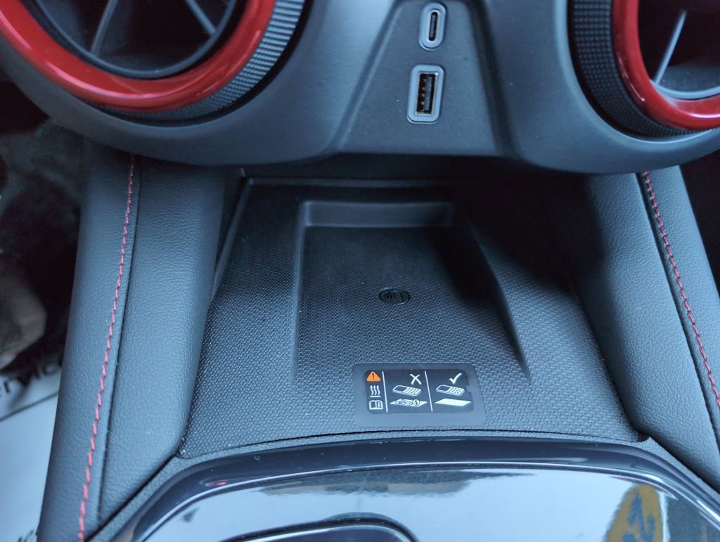 Used 2024 Chevrolet Blazer RS image 29