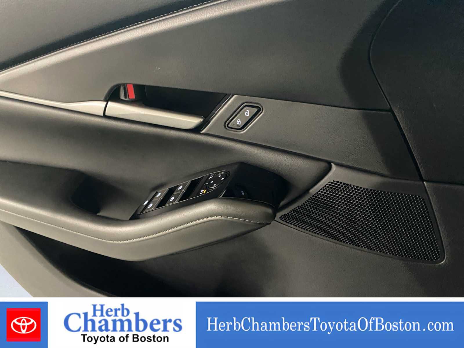 Used 2024 MAZDA CX-30 AWD 2.5 S w/ Select Sport Pkg image 15