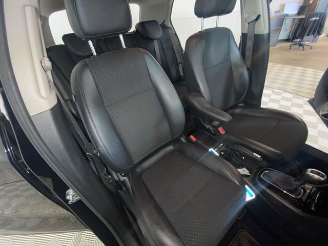 Used 2022 Buick Encore Preferred w/ Safety Package II AWD/4WD image 15