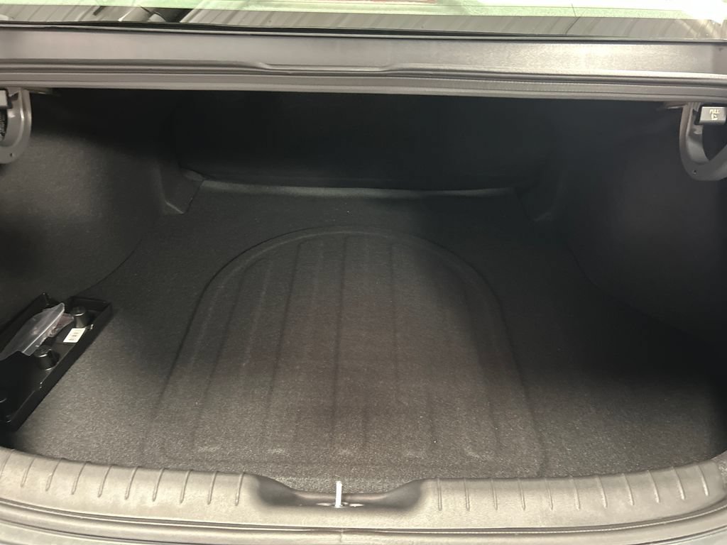 New 2026 Hyundai Elantra SEL FWD image 22