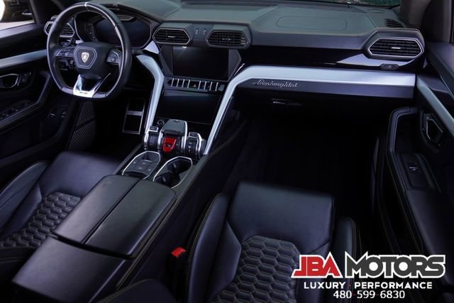 Used 2019 Lamborghini Urus image 12