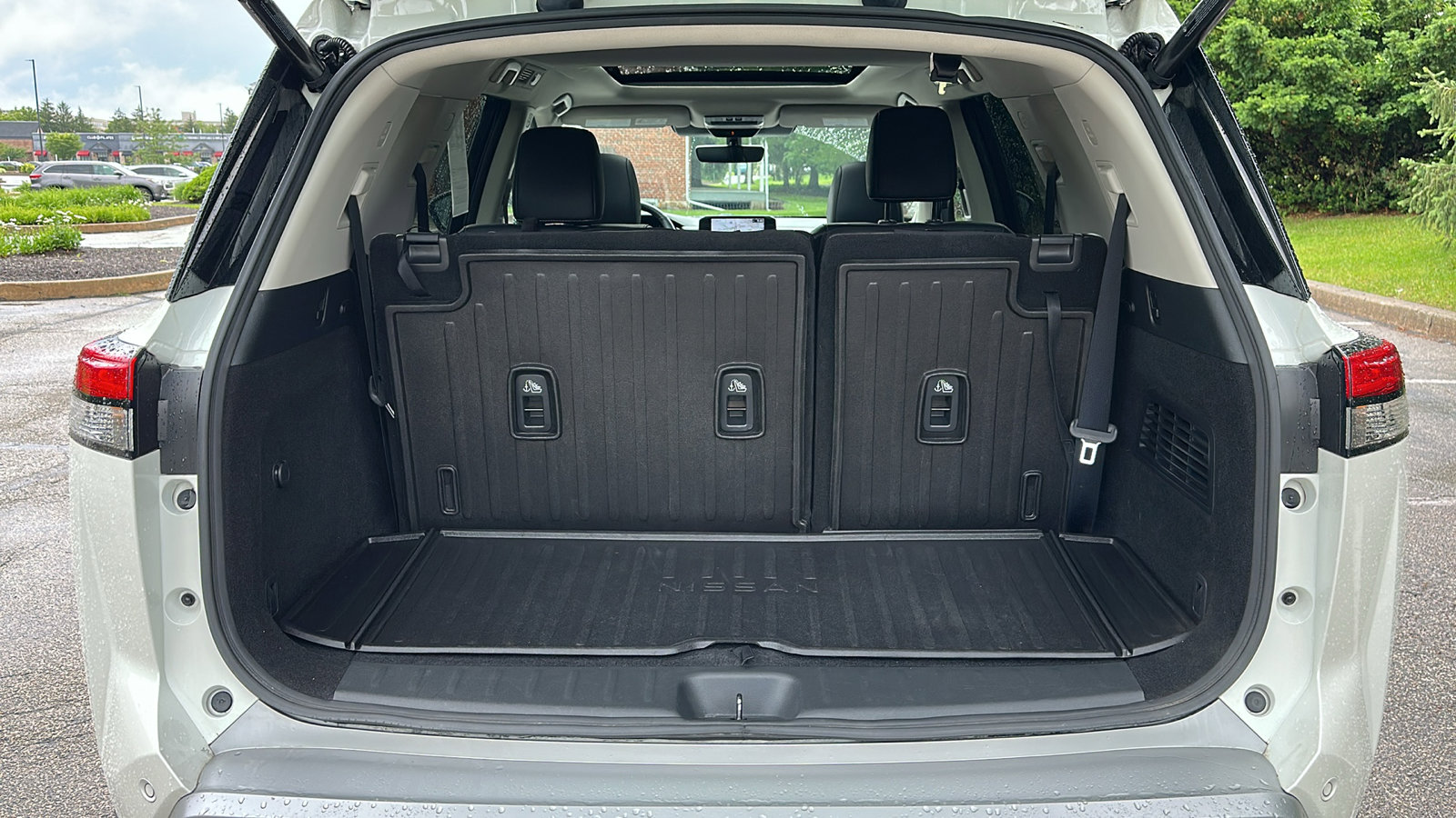 Certified 2023 Nissan Pathfinder Platinum image 6