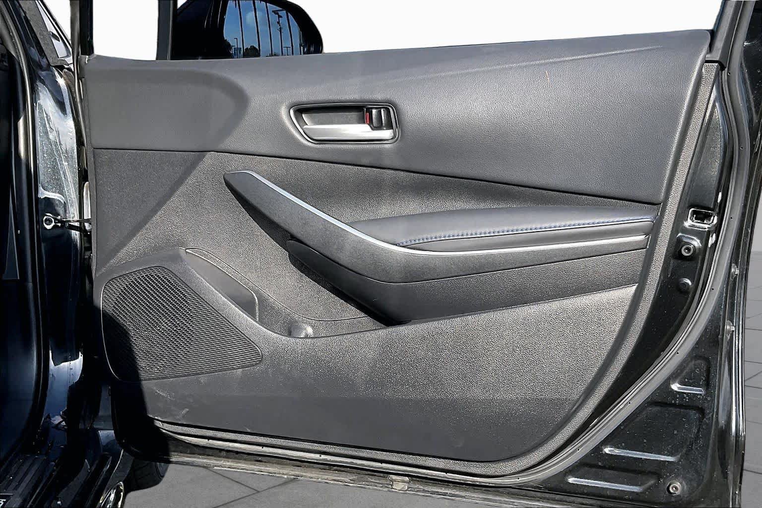 Used 2022 Toyota Corolla SE FWD image 21