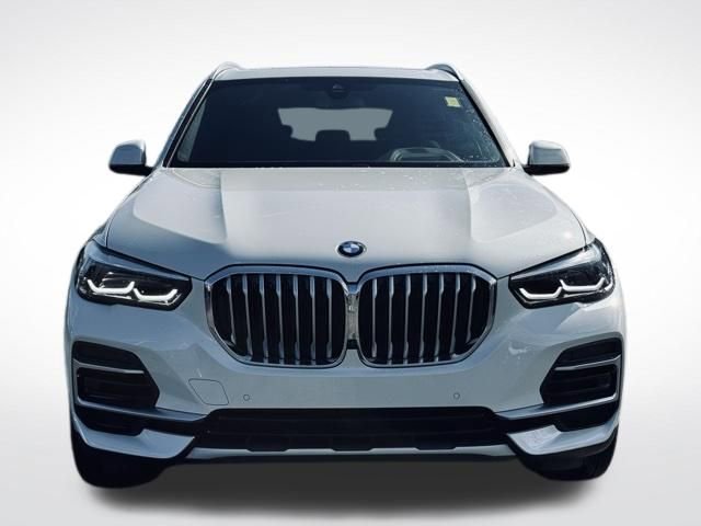 Certified 2023 BMW X5 xDrive40i w/ Premium Package image 2