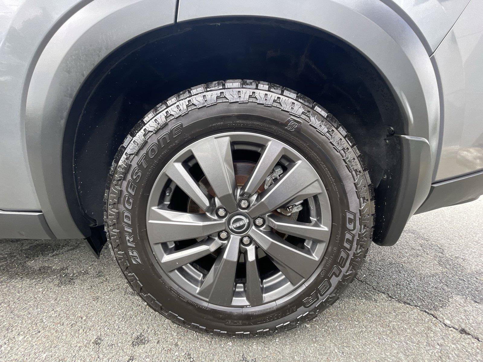 Used 2022 Nissan Pathfinder SV w/ SV Premium Package AWD/4WD image 26