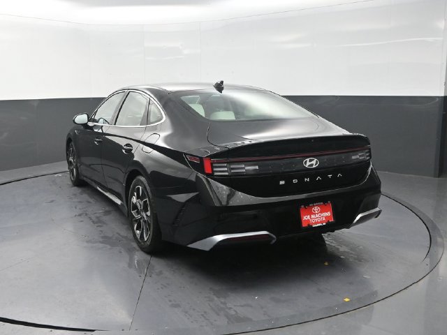 Used 2024 Hyundai Sonata SEL FWD image 6