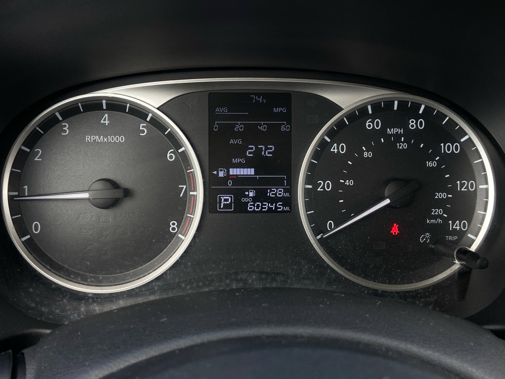 Used 2019 Nissan Kicks S image 20