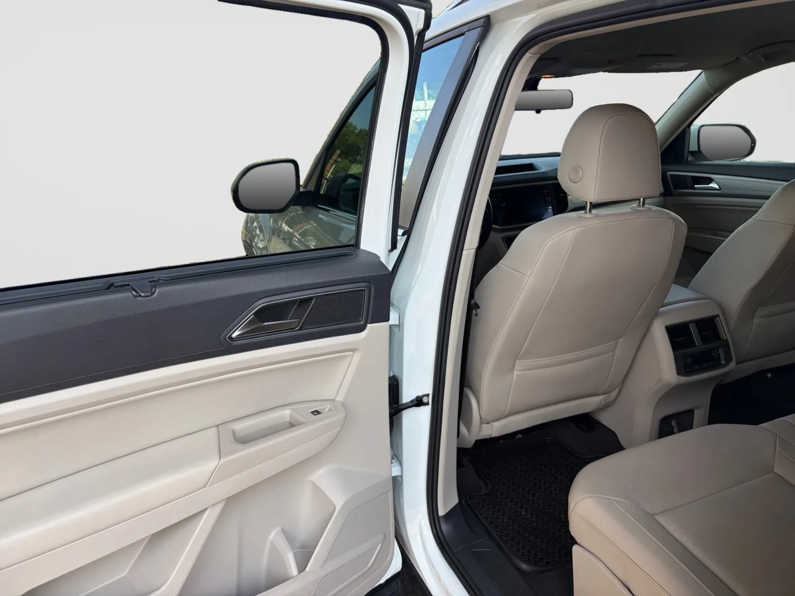 Used 2019 Volkswagen Atlas SE AWD/4WD image 14