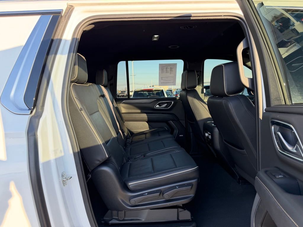 Used 2022 GMC Yukon XL SLT image 21