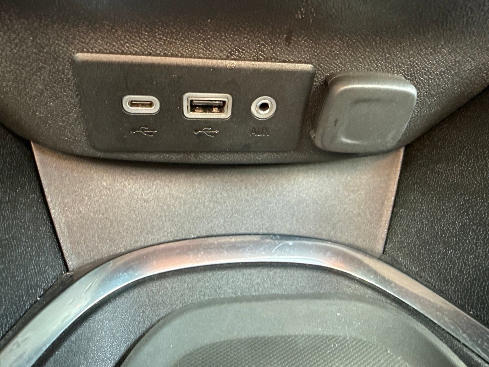 Used 2021 Chevrolet Malibu LT w/ Sport Edition FWD image 31