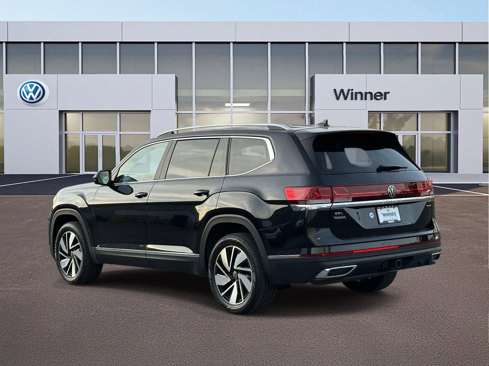 Used 2024 Volkswagen Atlas SEL image 5