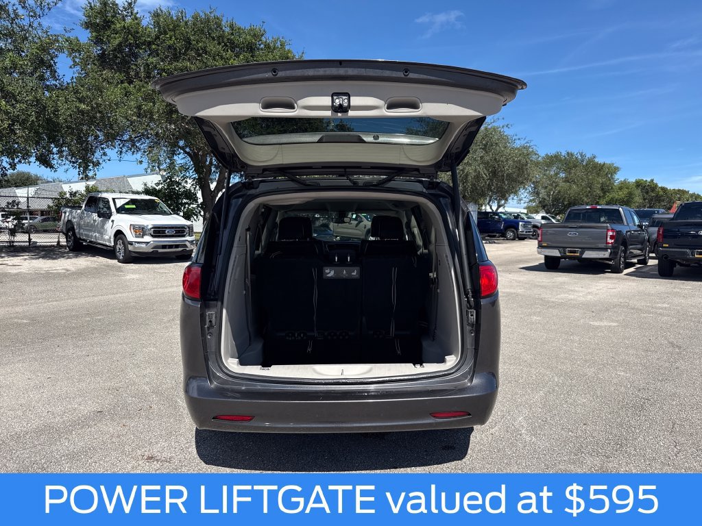 Used 2021 Chrysler Voyager Lxi FWD image 24
