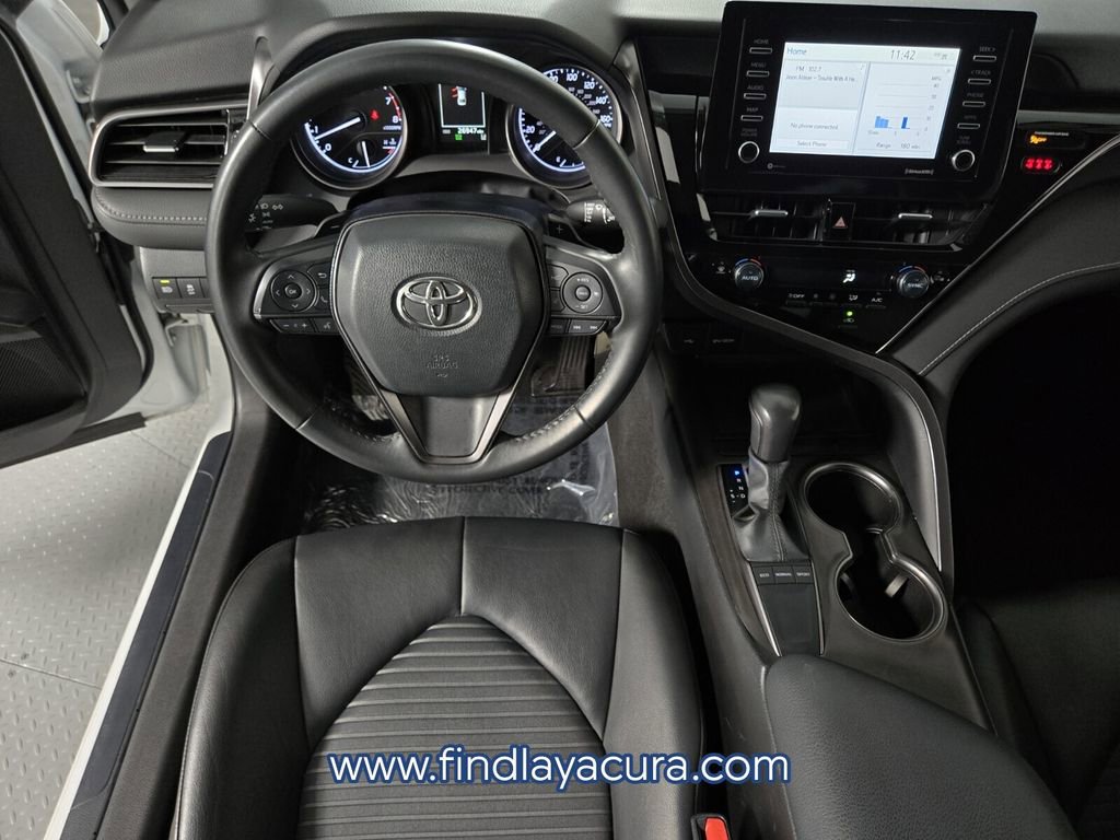 Used 2024 Toyota Camry SE FWD image 14