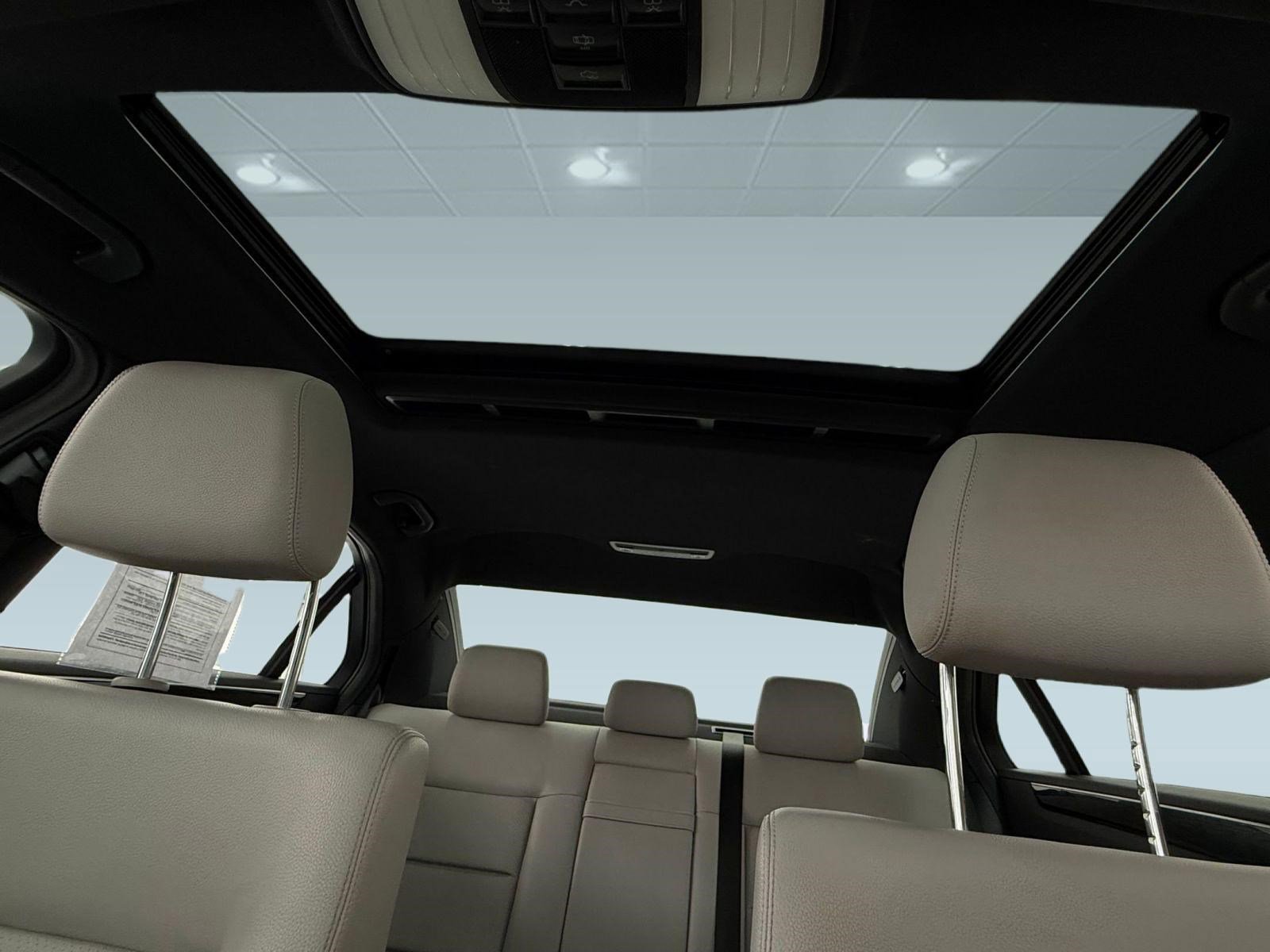 Used 2013 Mercedes-Benz E 350 Sedan image 13