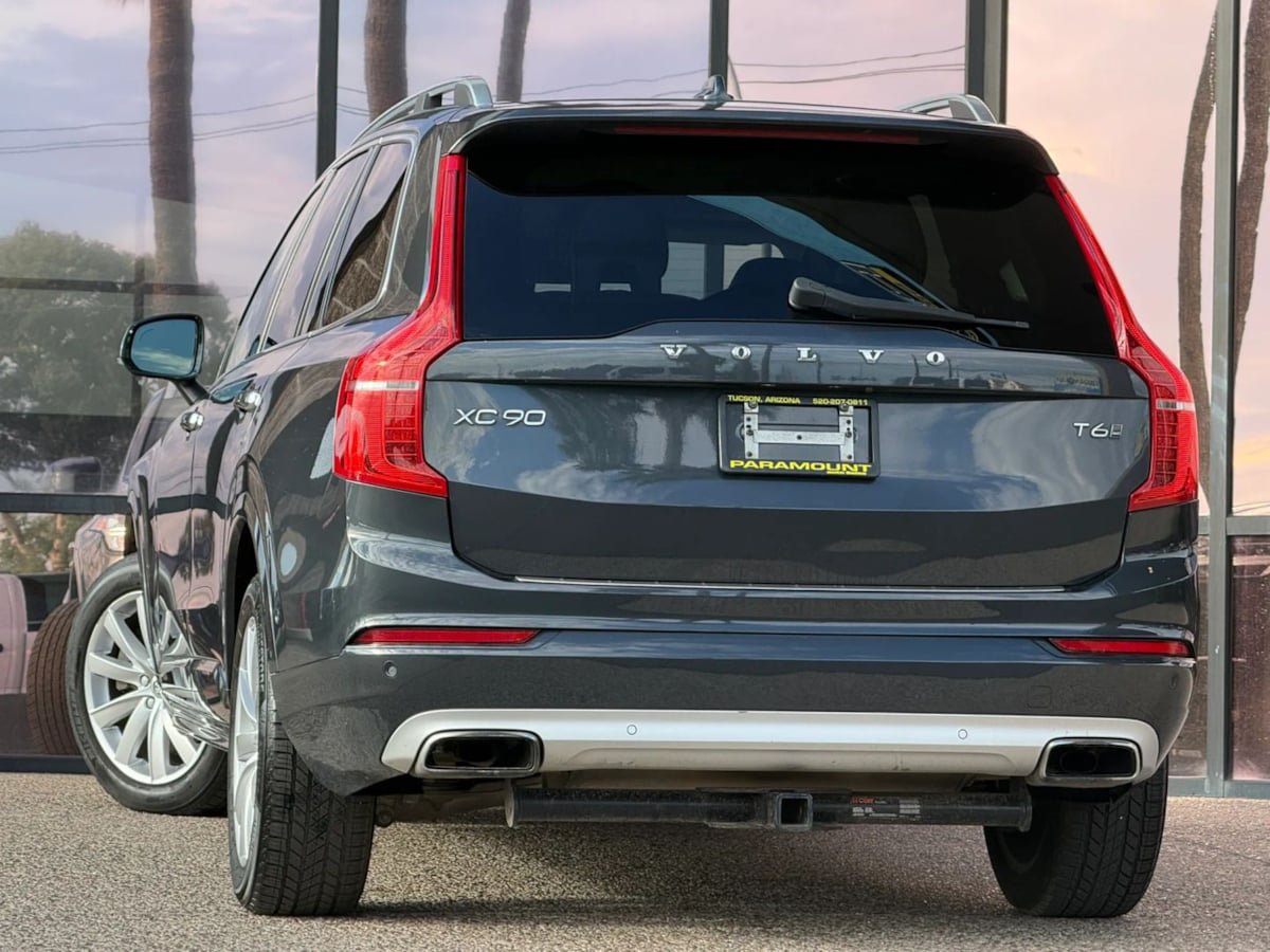 Used 2017 Volvo XC90 T6 Momentum w/ Vision Package AWD/4WD image 8