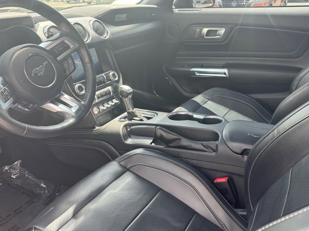 Used 2021 Ford Mustang Premium w/ Equipment Group 201A image 4