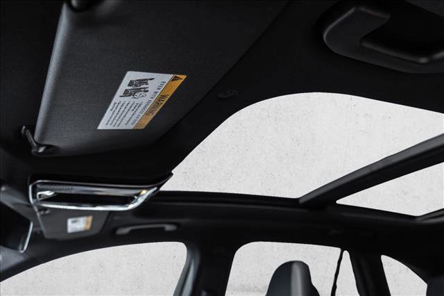 New 2026 Mercedes-Benz GLC 300 4MATIC image 11