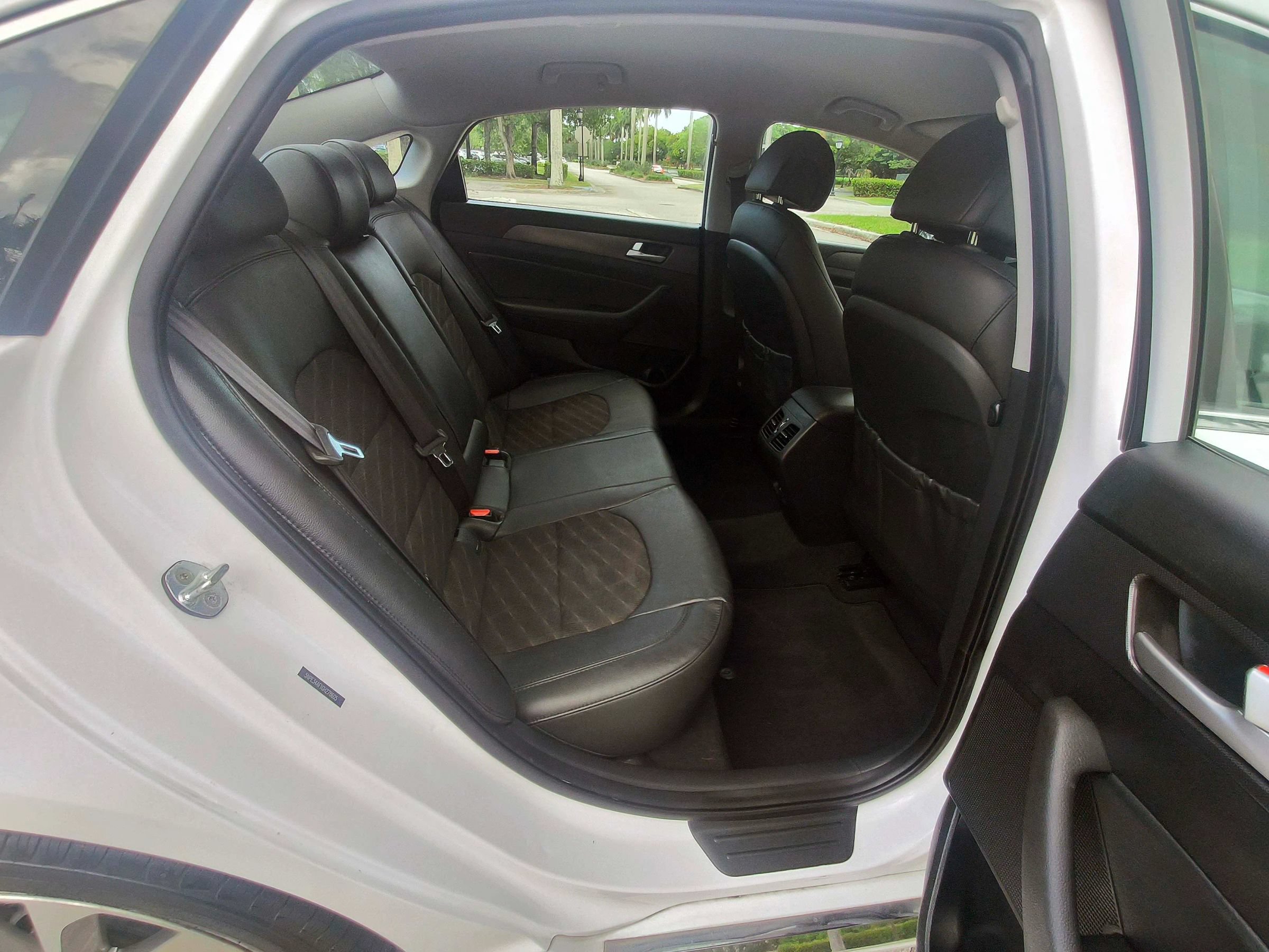 Used 2016 Hyundai Sonata Sport w/ Option Group 02 FWD image 36