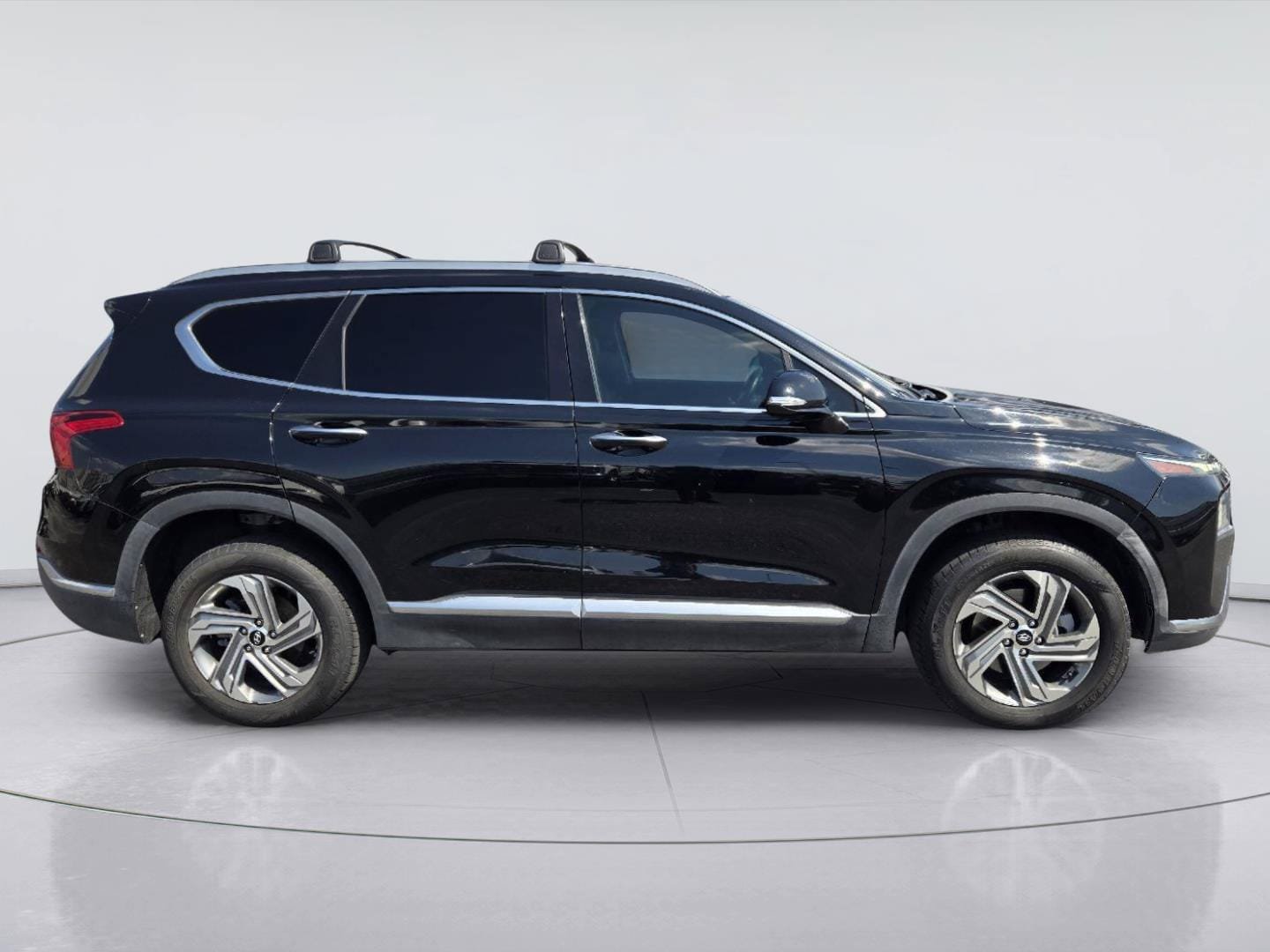 Used 2022 Hyundai Santa Fe SEL w/ Convenience + Premium Package AWD/4WD image 5