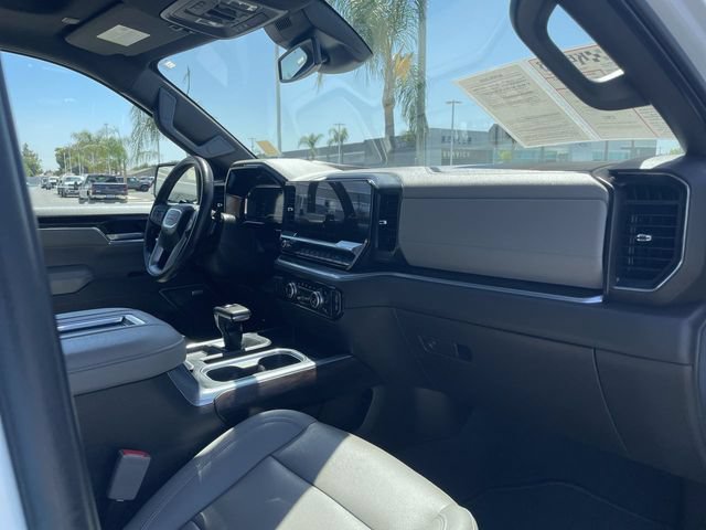 Used 2022 GMC Sierra 1500 SLT w/ SLT Premium Plus Package AWD/4WD image 29