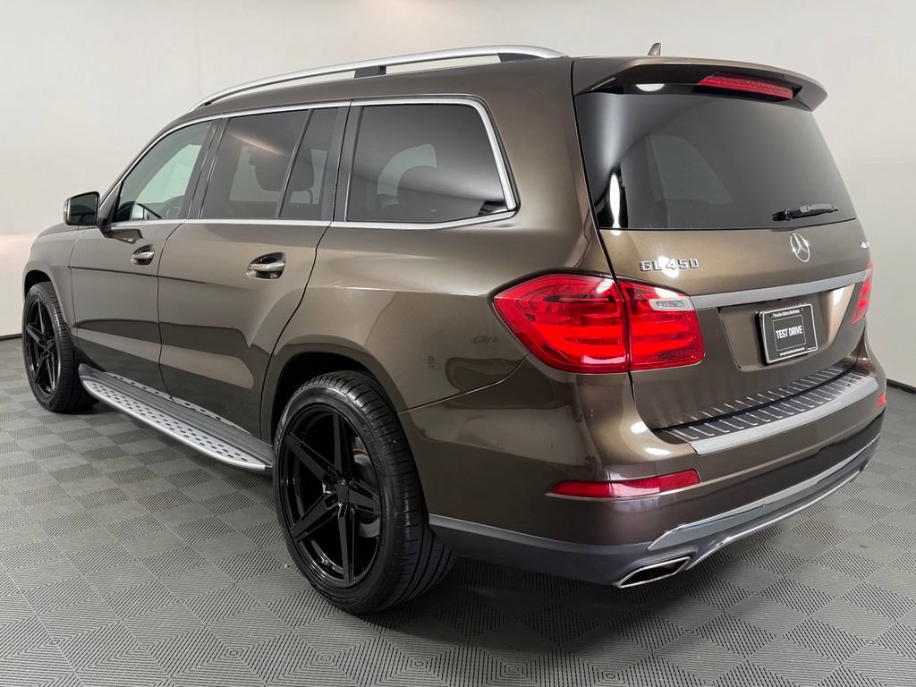 Used 2016 Mercedes-Benz GL 450 4MATIC w/ Premium I Package image 3
