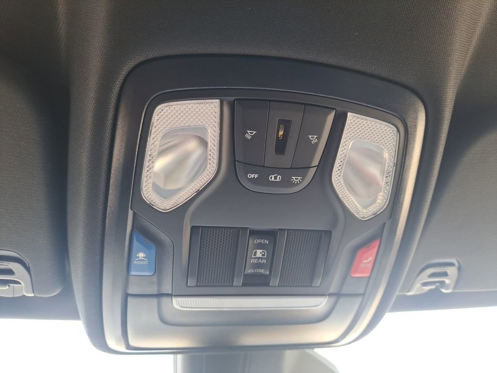 Used 2025 RAM 1500 Lone Star image 23